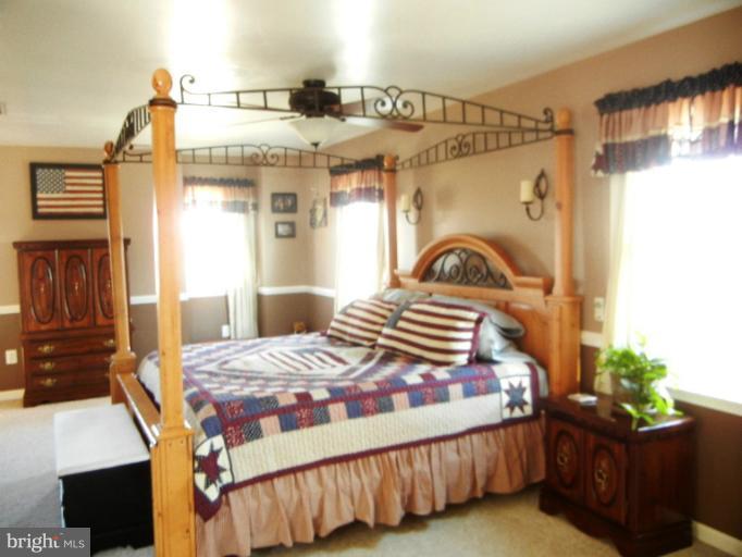 3915 Salem Bottom Road Westminster, MD 21157 - Photo 10 of 28 Bedroom (Master)