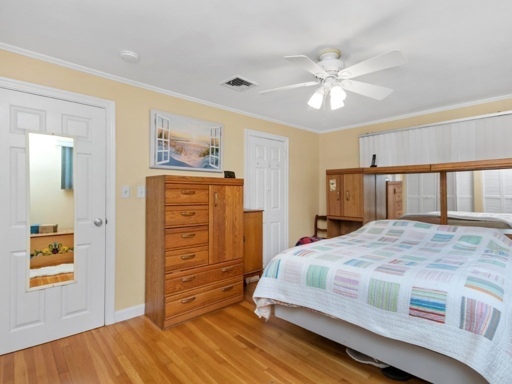 87 Whitewood Road Westwood, MA 02090 - Photo 28 of 39 Gallery Image 28