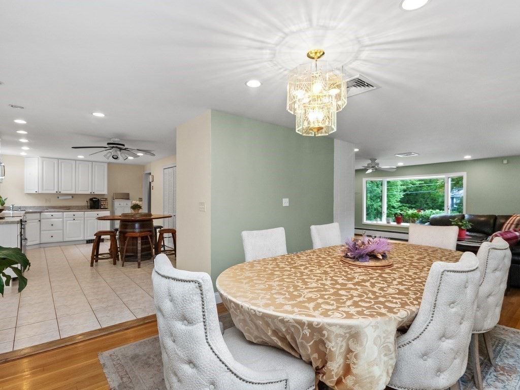 87 Whitewood Road Westwood, MA 02090 - Photo 9 of 39 Gallery Image 9