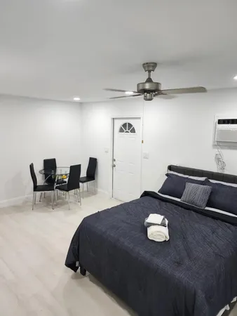 $1,500 | 320 Northwest 4th Avenue, Unit 4, Deerfield Beach, FL 33441