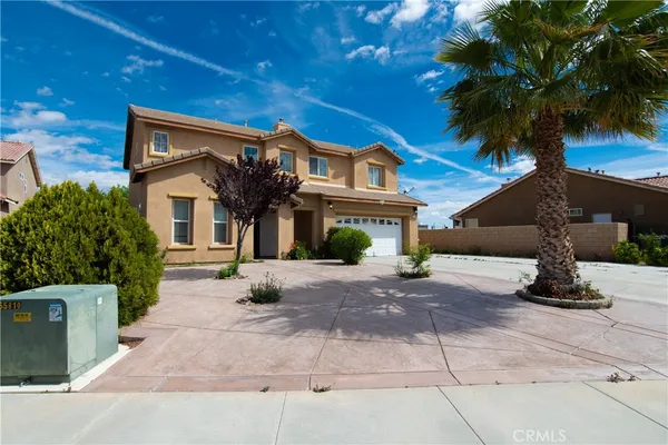 $3,800 | 619 West Ave H 13, Lancaster, CA 93534