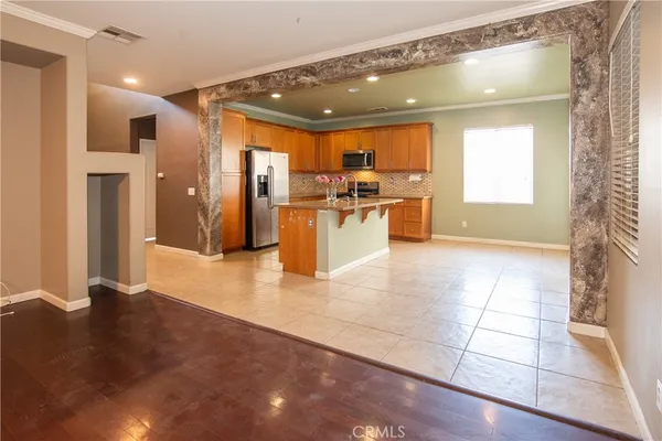 $3,800 | 619 West Ave H 13, Lancaster, CA 93534