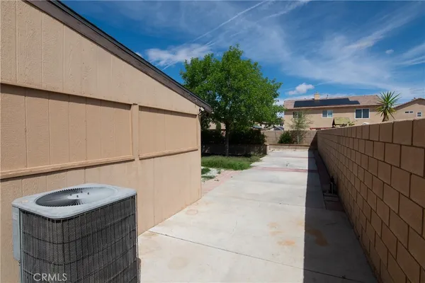$3,800 | 619 West Ave H 13, Lancaster, CA 93534