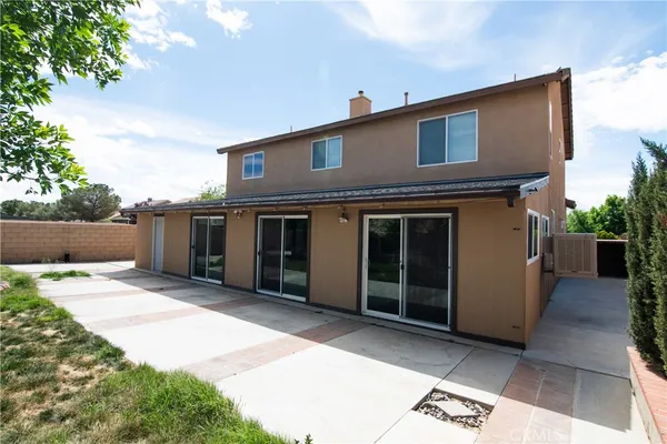 $3,800 | 619 West Ave H 13, Lancaster, CA 93534