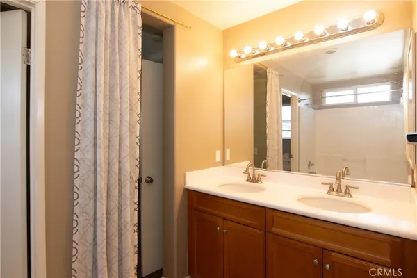 $3,800 | 619 West Ave H 13, Lancaster, CA 93534