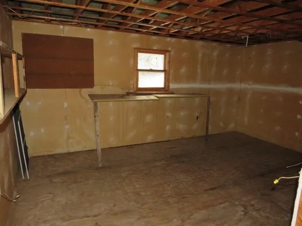 $70,000 | 27 Chalet Loop Road, Berlin, NH 03570