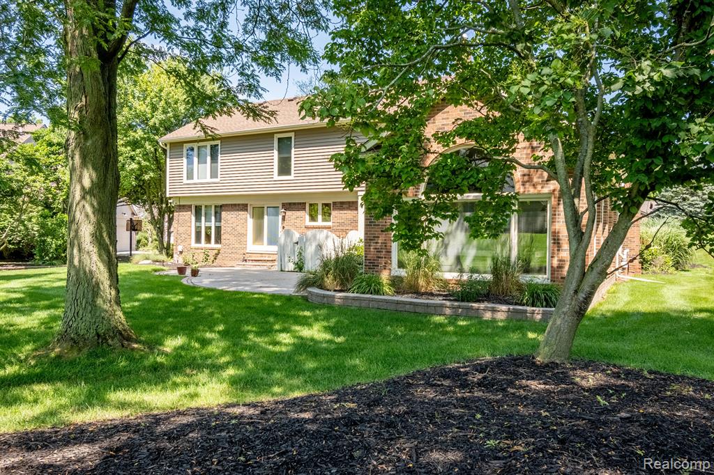 1285 Chaffer Drive Rochester Hills, MI 48306 - Photo 37 of 42 Gallery Image 37
