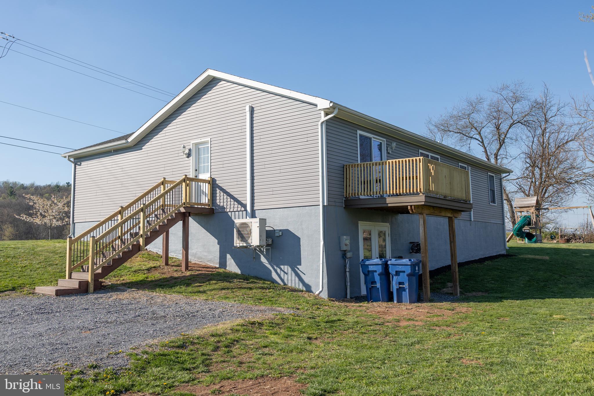 599 Hilltown Road Gettysburg, PA 17325 - Photo 5 of 38