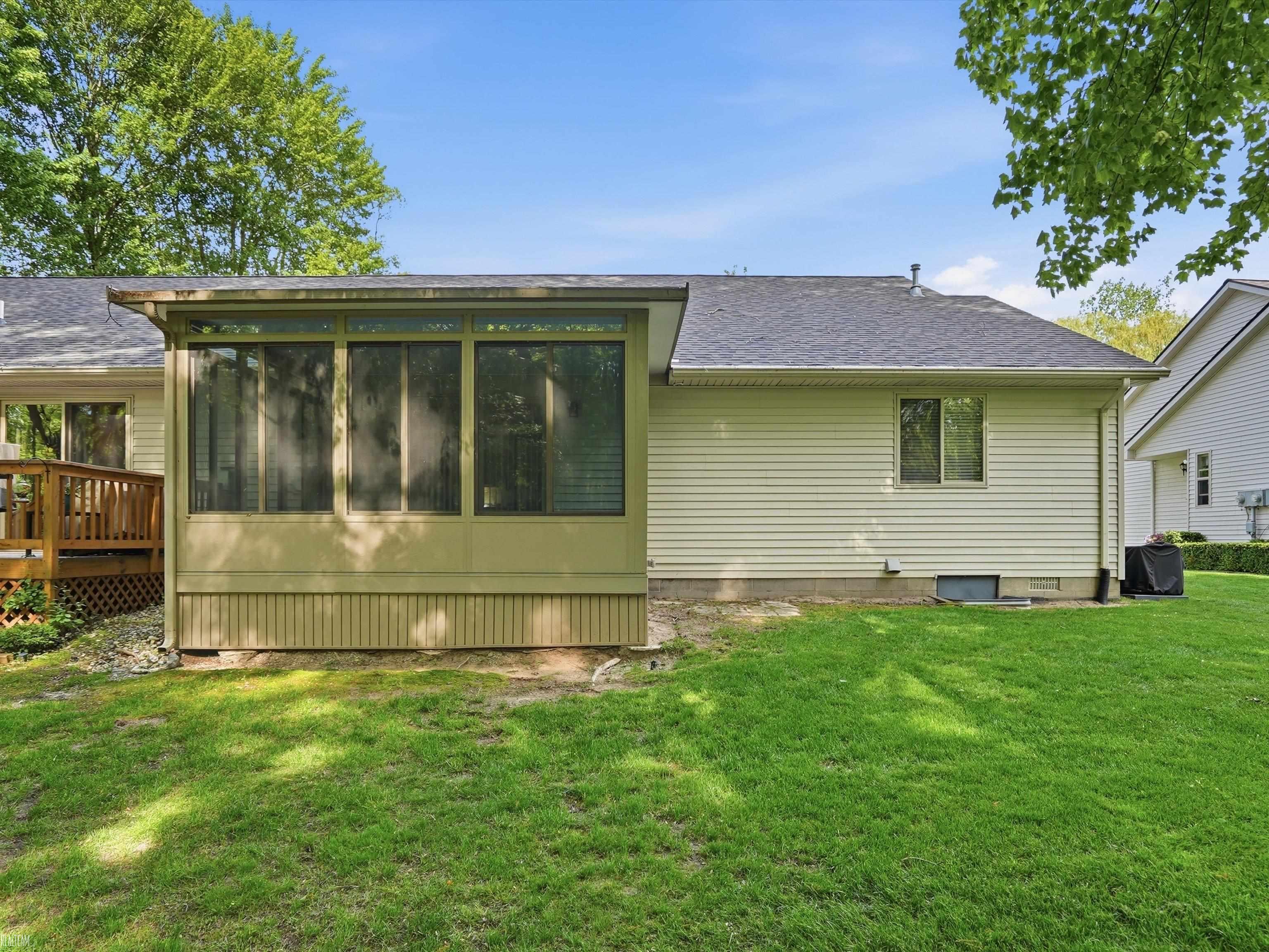 9622 Nook Road Algonac, MI 48001 - Photo 28 of 41