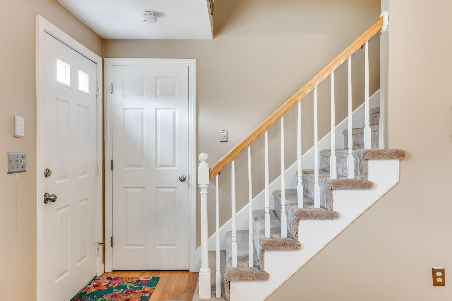 21 River Run Mashpee, MA 02649 - Photo 13 of 45 Foyer