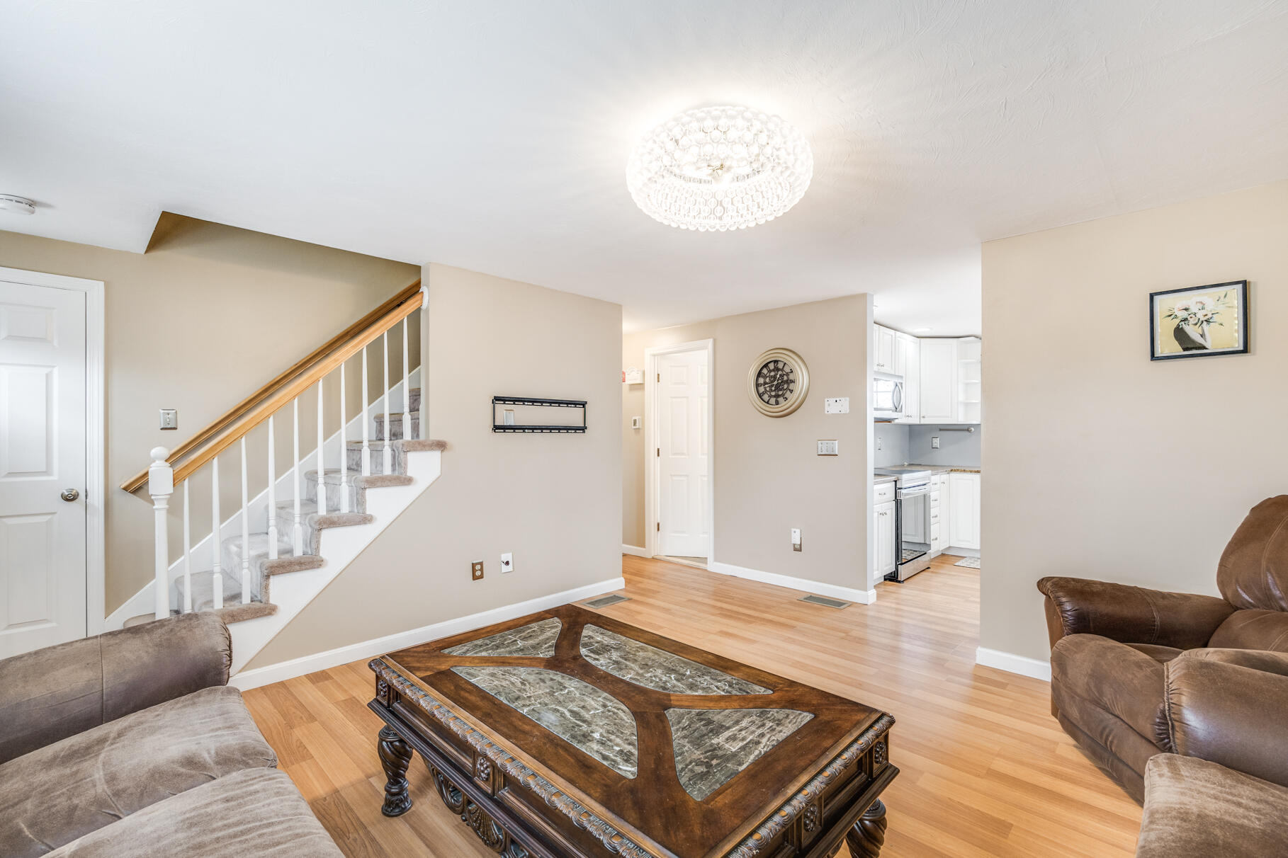 21 River Run Mashpee, MA 02649 - Photo 17 of 45 Living Room
