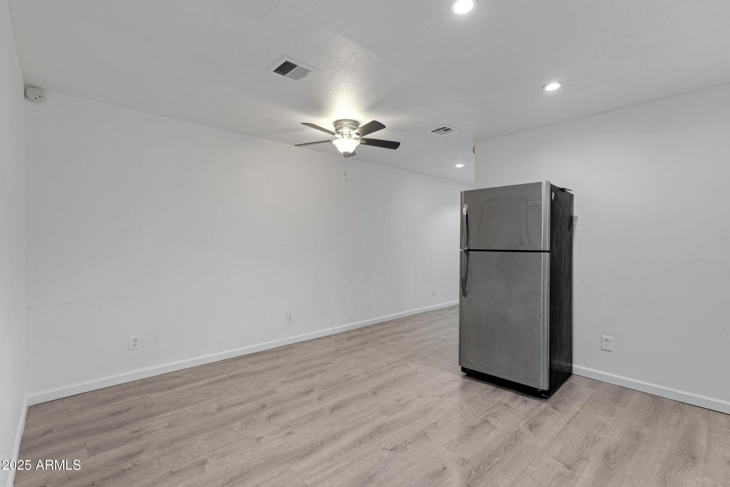 18202 North Cave Creek Road, Unit 241 Phoenix, AZ 85032 - Photo 7 of 20 18202 N Cave Creek Rd unit 241-7