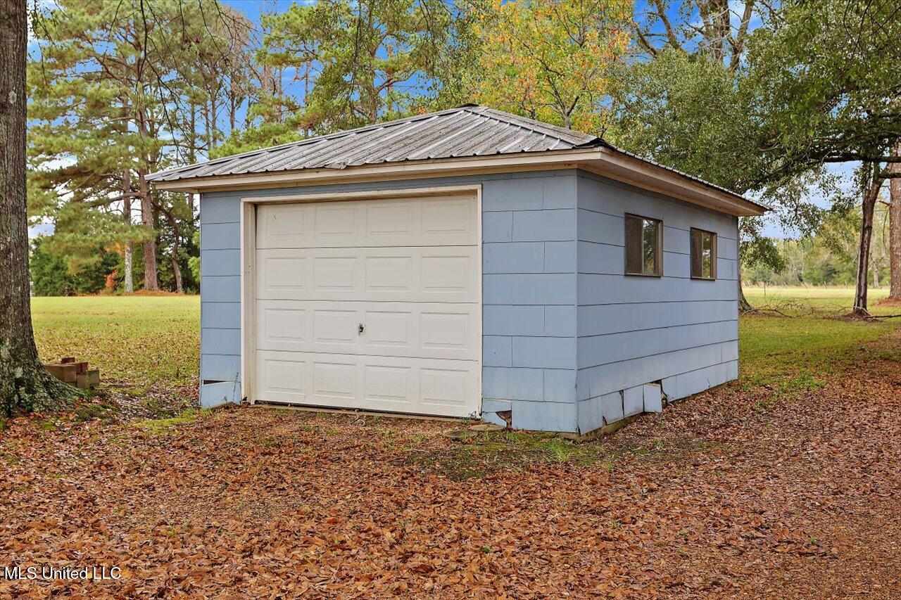 137 East Hembree Road Crystal Springs, MS 39059 - Photo 27 of 27 27-137 E Hembree Rd