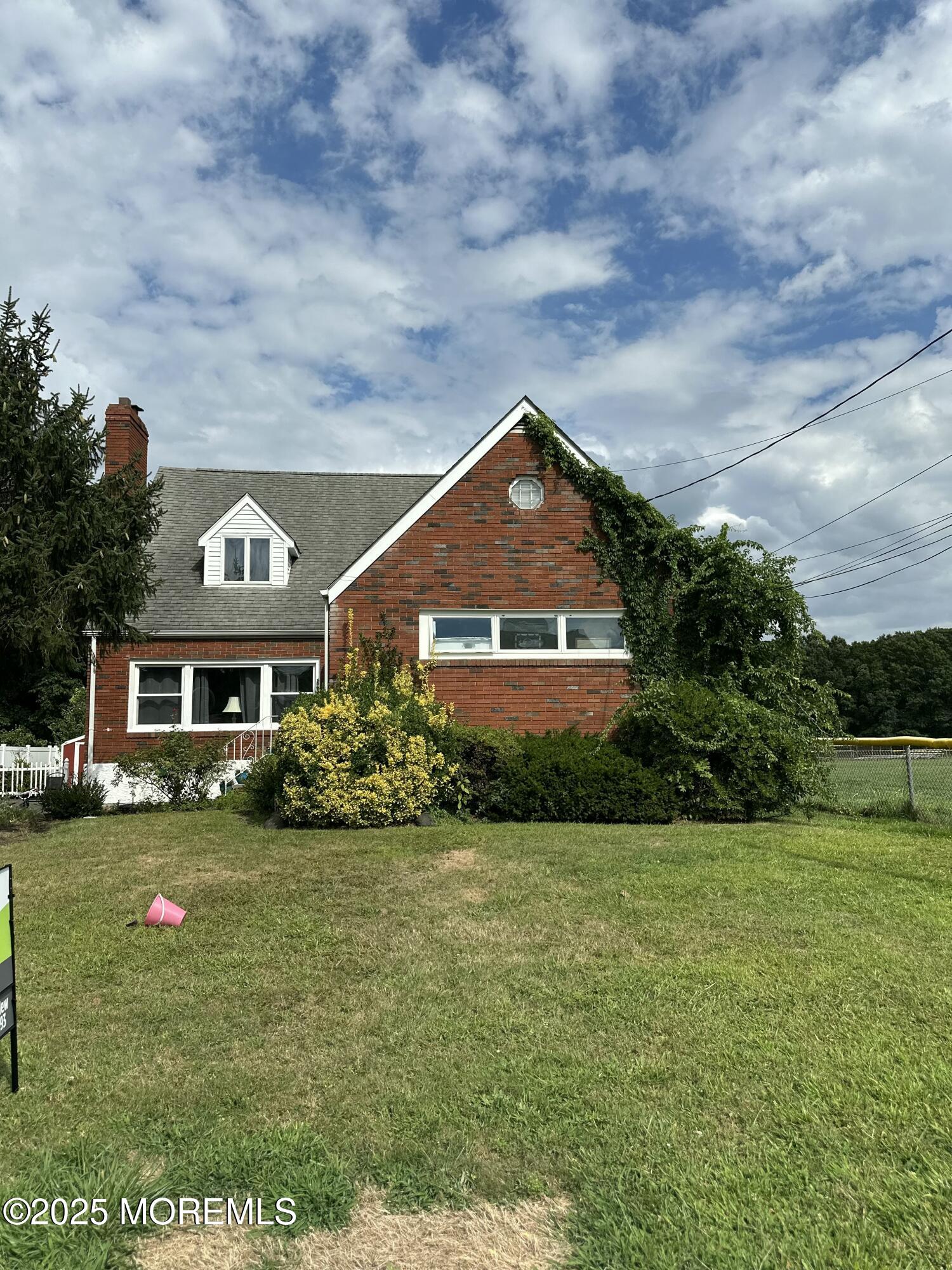 308 Myrtle Street Cliffwood, NJ 07721 - Photo 2 of 44 a front view of house with yard and green space