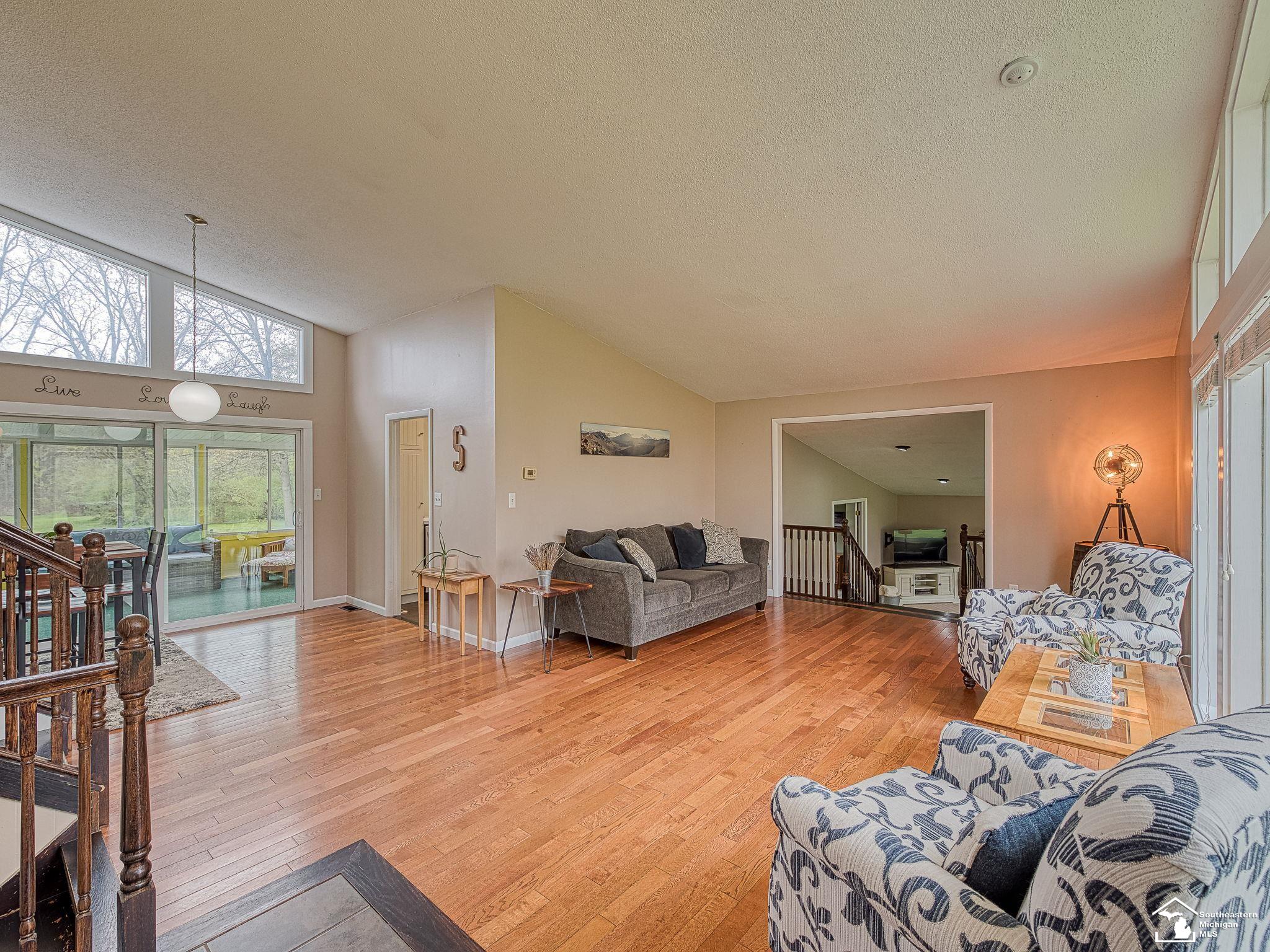 13443 Sherman Road Milan, MI 48160 - Photo 8 of 66 50107543-7.JPG