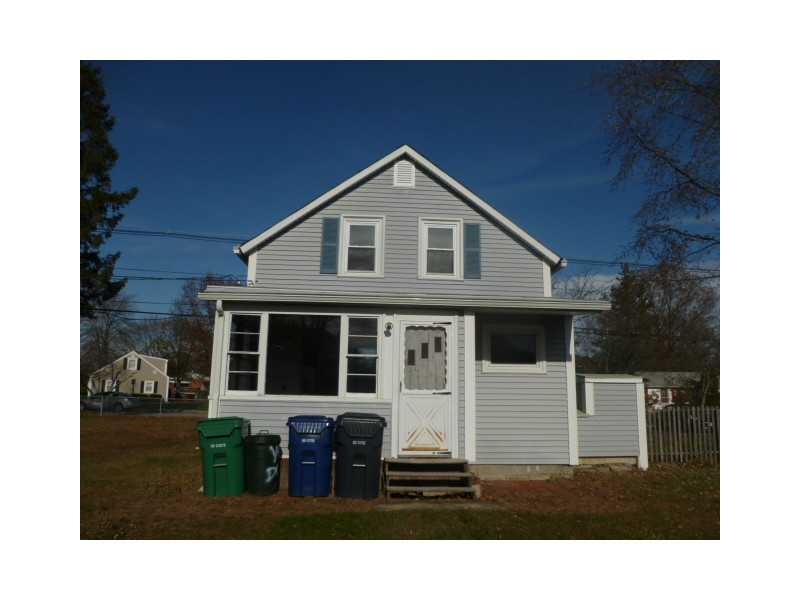 320 Long Street Warwick, RI 02886 - Photo 2 of 24 Exterior Back.