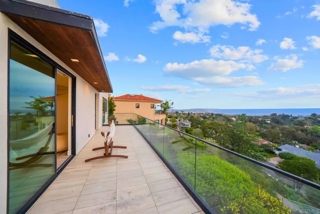 $8,770,000 | 2170 Via Nina, La Jolla, CA 92037