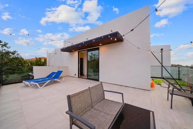 $8,770,000 | 2170 Via Nina, La Jolla, CA 92037