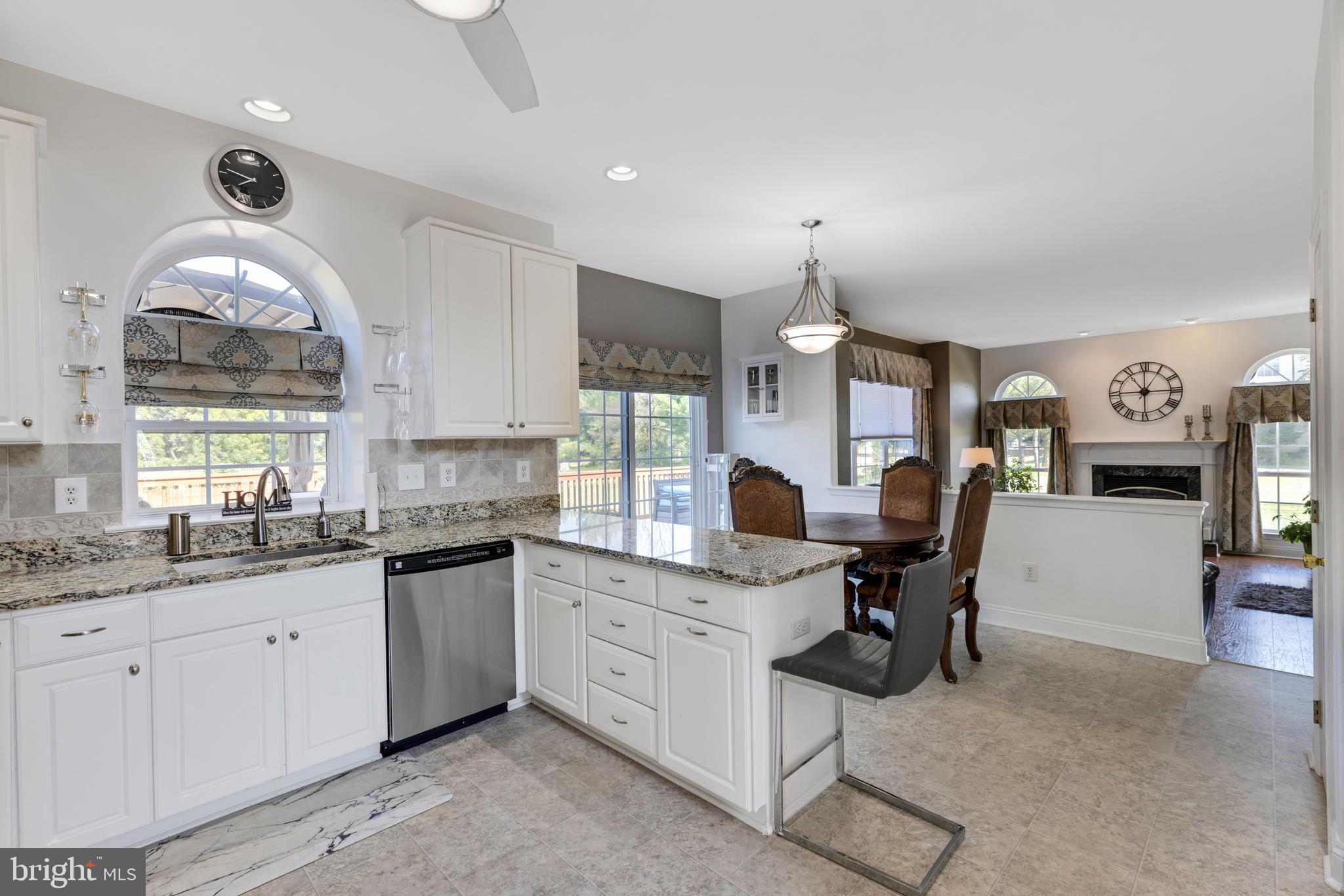 375 Rainey Road Swedesboro, NJ 08085 - Photo 13 of 41 Eat In Kitchen