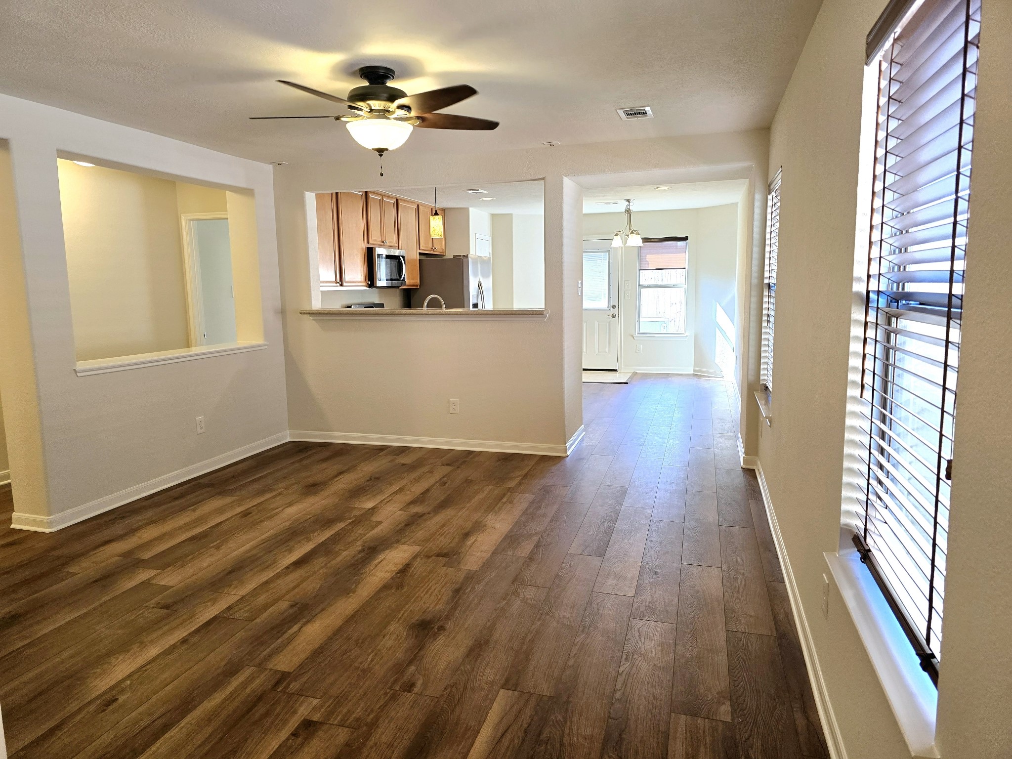 3003 Peachstone Place Spring, TX 77389 - Photo 3 of 20