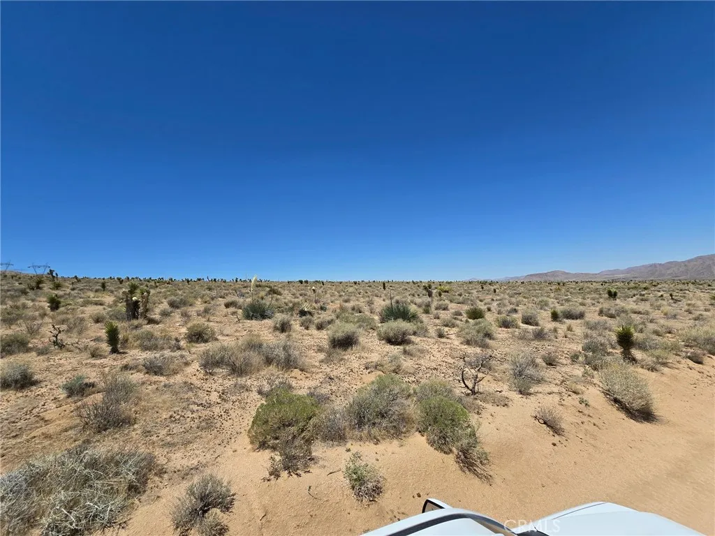 22 Canyon View Road Apple Valley, CA 92308 - Photo 5 of 10