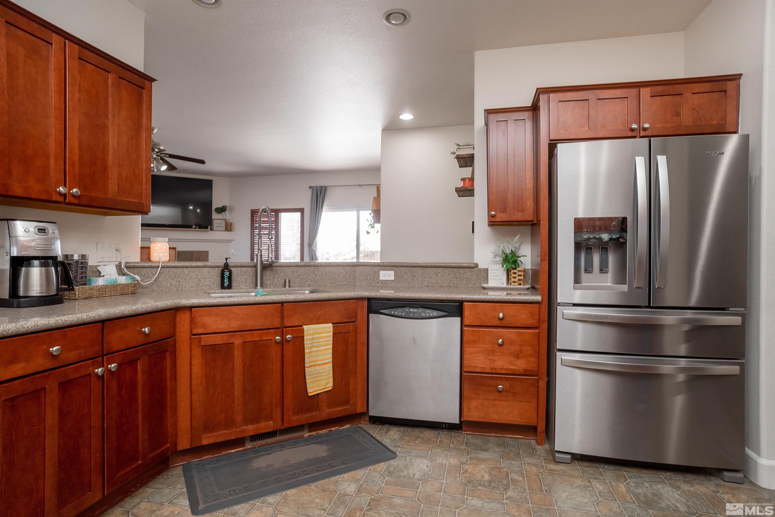 7588 Gold Drive Reno, NV 89506 - Photo 4 of 35 Photo 4