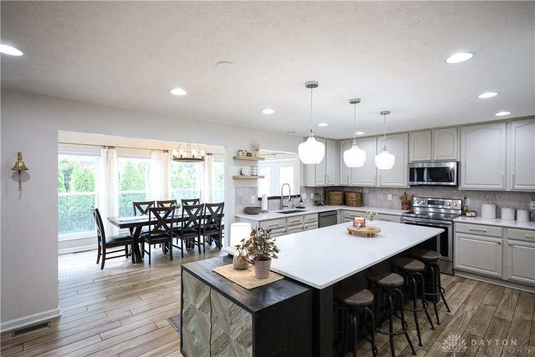 1041 Millstone Road Dayton, OH 45458 - Photo 15 of 48 Gallery Image 15