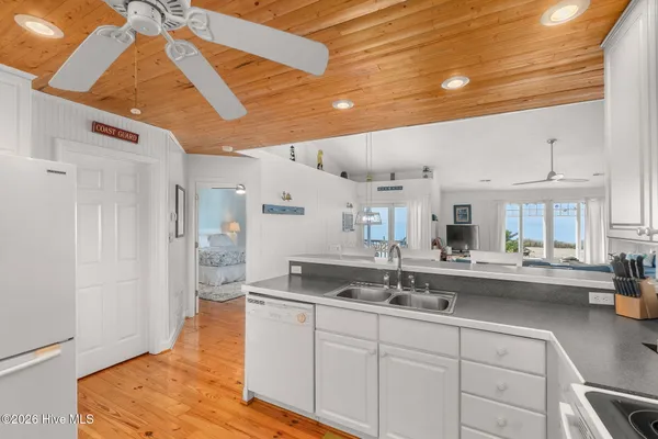 $975,000 | 1528 Island Road, Harkers Island, NC 28531