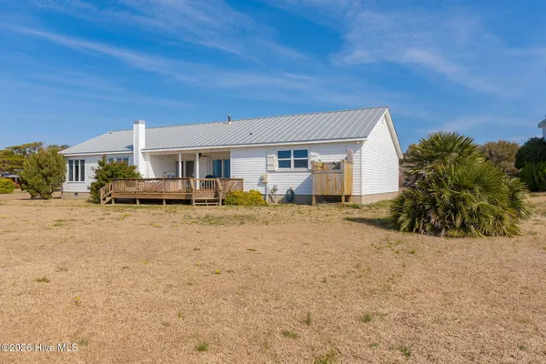 $975,000 | 1528 Island Road, Harkers Island, NC 28531