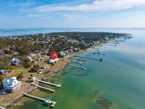 $975,000 | 1528 Island Road, Harkers Island, NC 28531