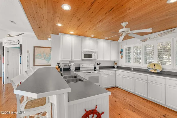 $975,000 | 1528 Island Road, Harkers Island, NC 28531