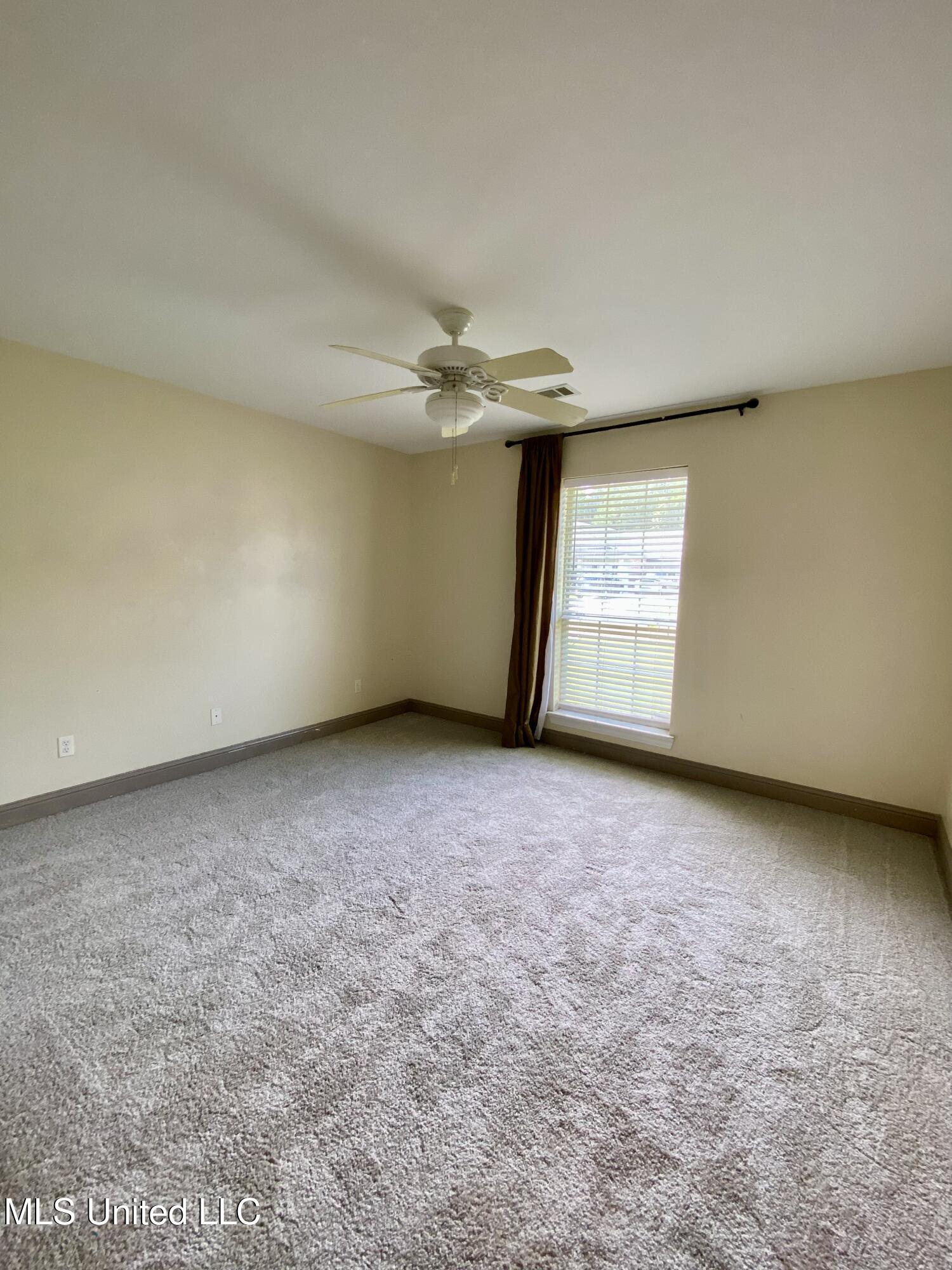 121 Teddy Lane Picayune, MS 39466 - Photo 13 of 21 13, IMG_5047