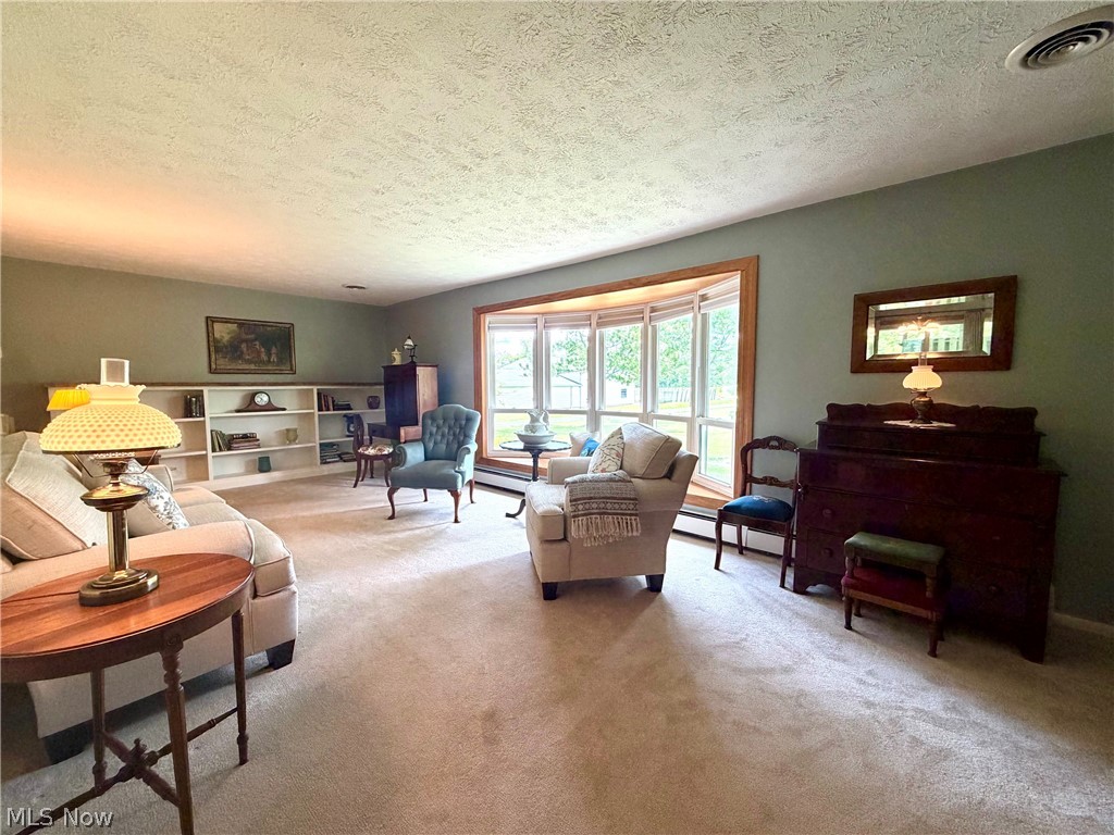 15794 Mayfield Road Huntsburg, OH 44046 - Photo 6 of 37