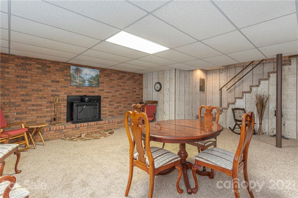 11 Acorn Road Asheville, NC 28804 - Photo 23 of 24 Gallery Image 23