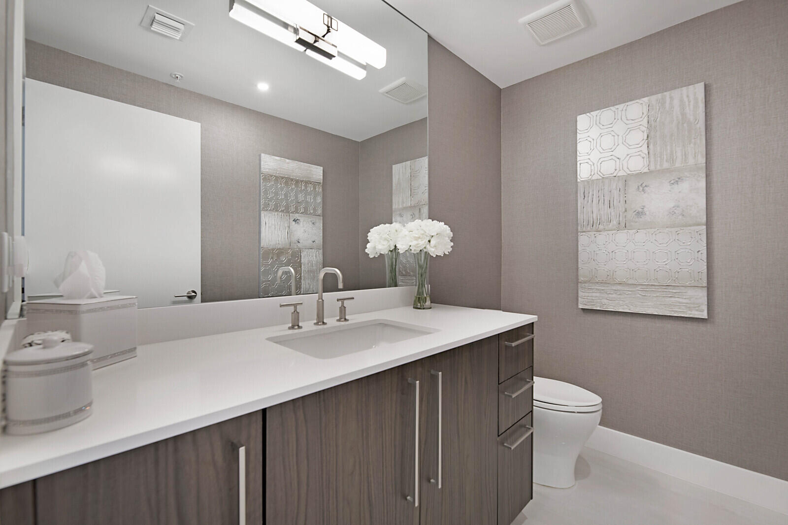 327 East Royal Palm Road, Unit 303 Boca Raton, FL 33432 - Photo 25 of 57 28_327_E_Royal_Palm_Rd_30328_mls