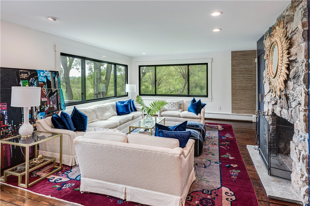 30 Hazard Road Newport, RI 02840 - Photo 11 of 46