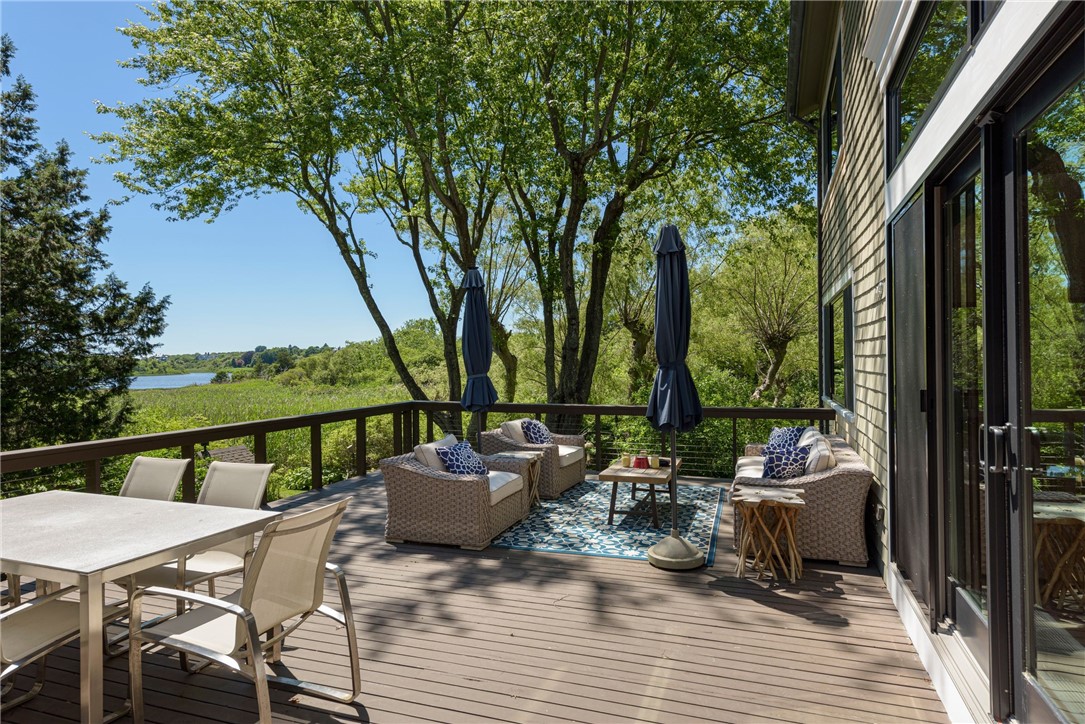 30 Hazard Road Newport, RI 02840 - Photo 14 of 46