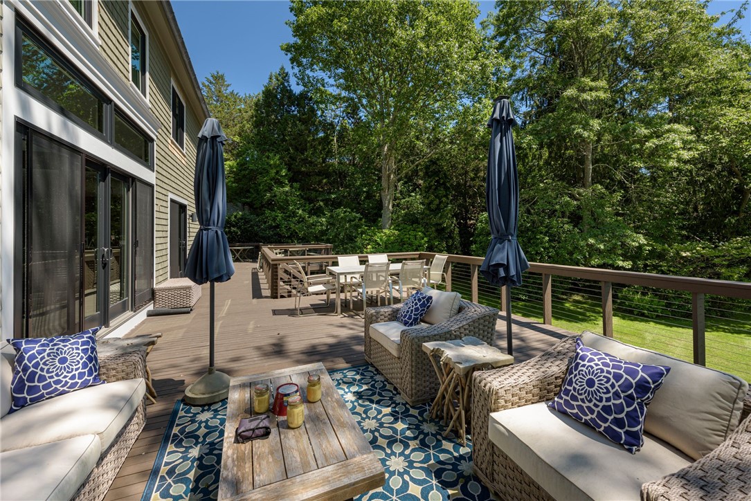 30 Hazard Road Newport, RI 02840 - Photo 6 of 46