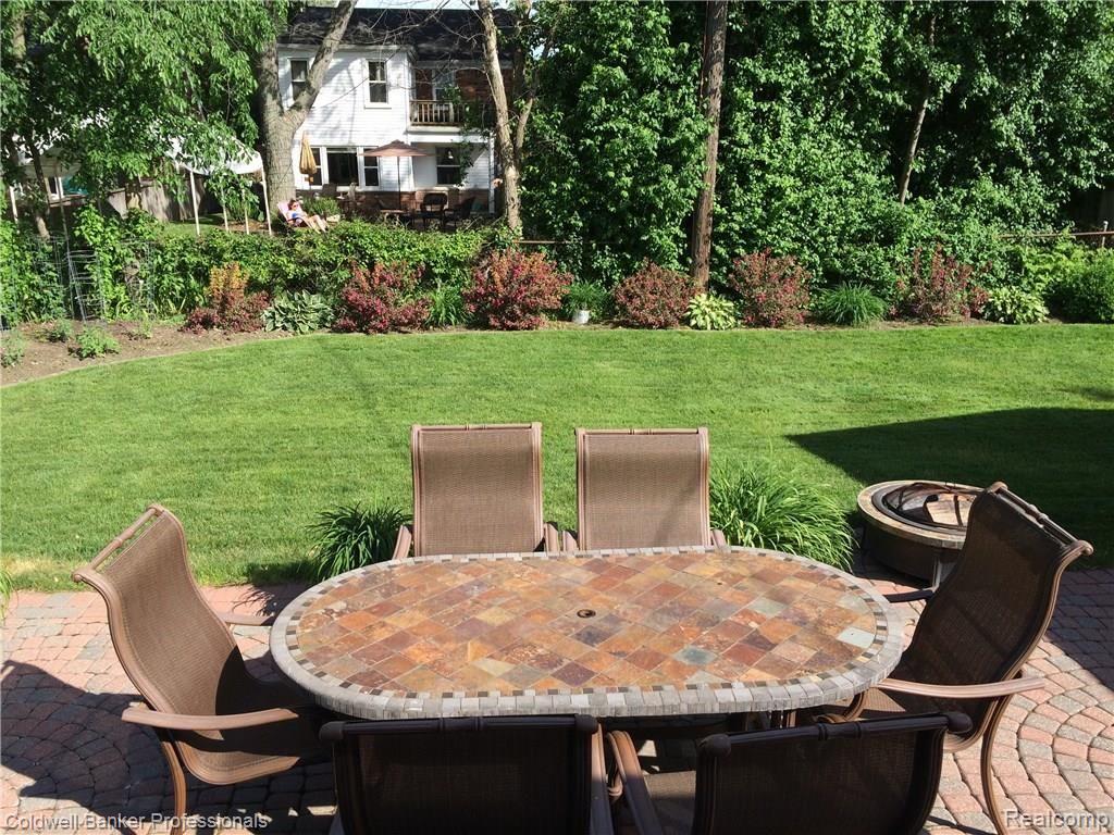 2815 Bembridge Road Royal Oak, MI 48073 - Photo 27 of 28 Gallery Image 27