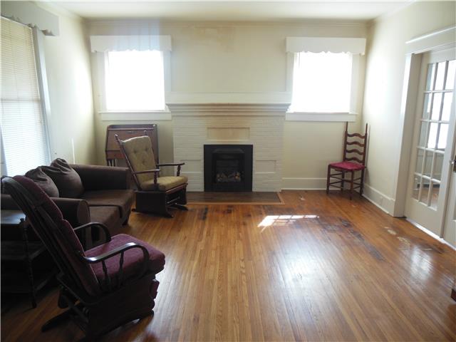 329 North Walnut Street Springfield, TN 37172 - Photo 3 of 18