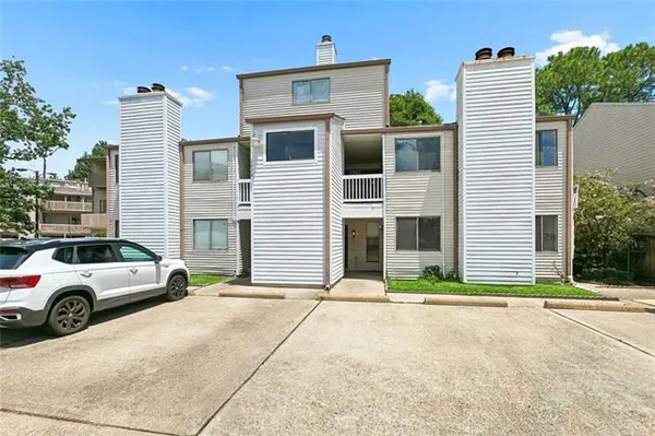 $165,000 | 2828 Steamship Circle, Unit A, New Orleans, LA 70123