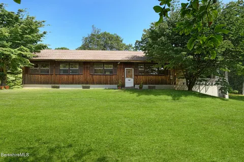 $845,000 | 715 Main Road, Monterey, MA 01245