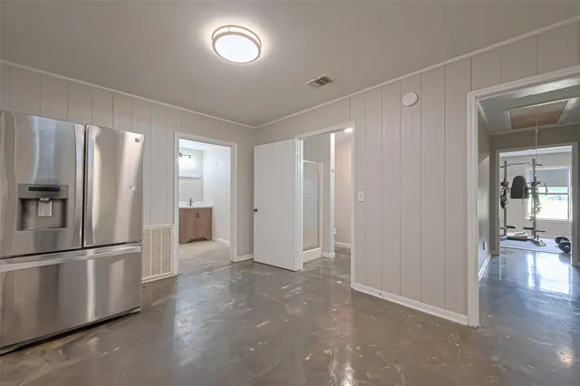 $350,000 | 8017 Colorado Street, East Bernard, TX 77435