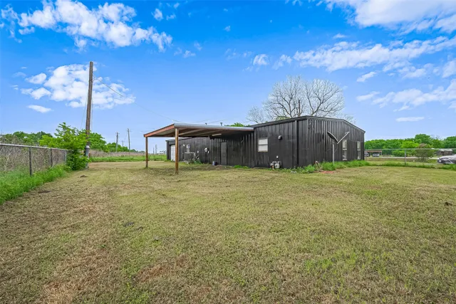 $350,000 | 8017 Colorado Street, East Bernard, TX 77435