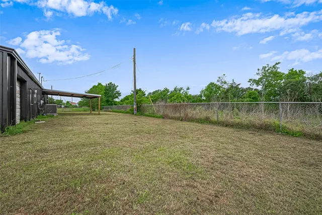 $350,000 | 8017 Colorado Street, East Bernard, TX 77435