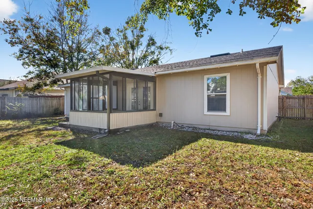 $260,000 | 7613 Chelmsford Drive, Jacksonville, FL 32244