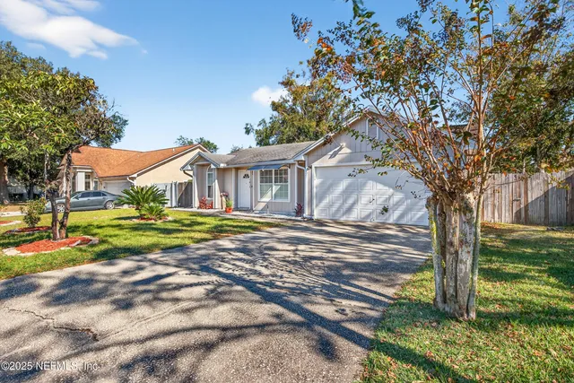 $260,000 | 7613 Chelmsford Drive, Jacksonville, FL 32244