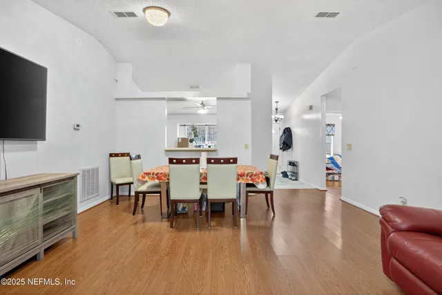 $260,000 | 7613 Chelmsford Drive, Jacksonville, FL 32244