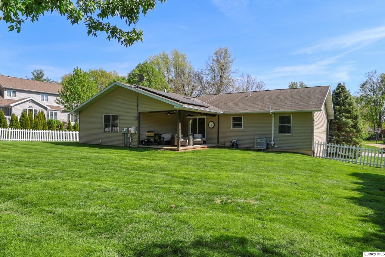 2901 Hayfield Lane Quincy, IL 62301 - Photo 21 of 26