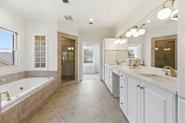 $1,395,000 | 128 Abbeywood Drive, Nashville, TN 37215